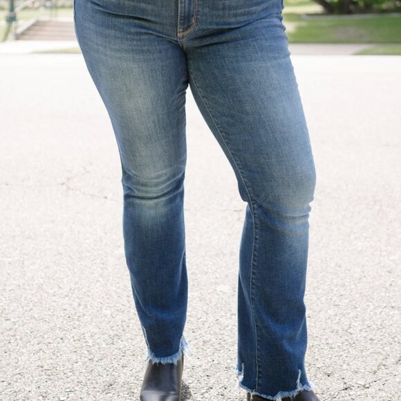 Judy Blue High Rise Boot Cut Frayed Hem Blue Jeans Denim Stretch (Size 16W) - Picture 10 of 10
